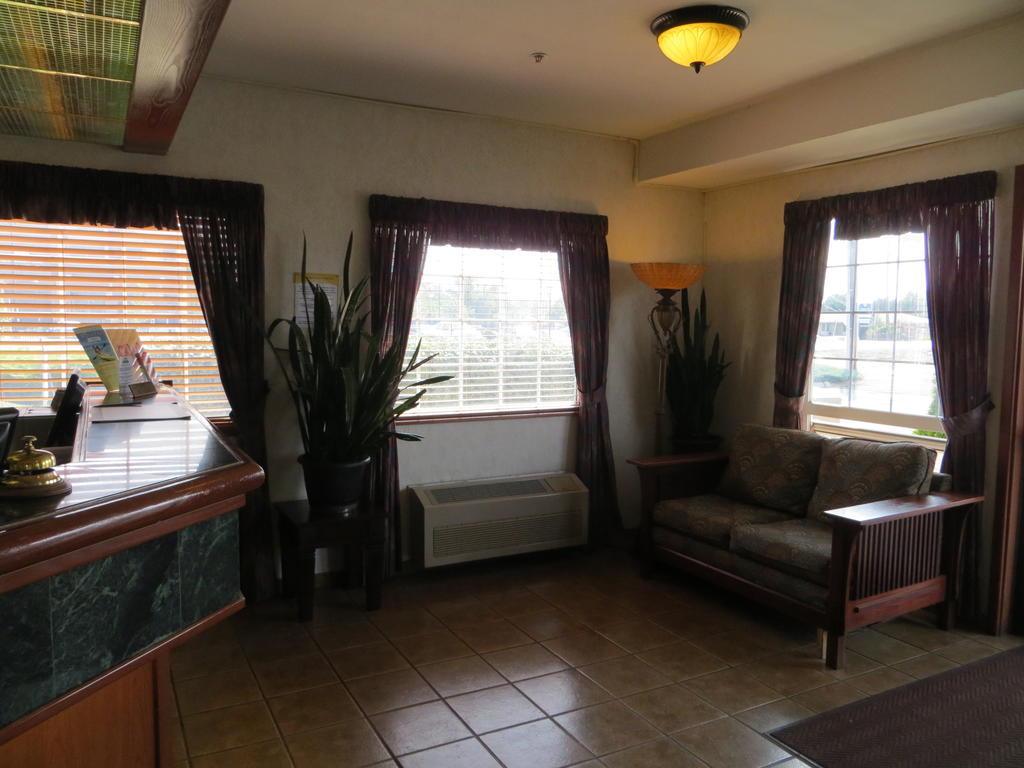 Toppenish Inn And Suites Exterior foto